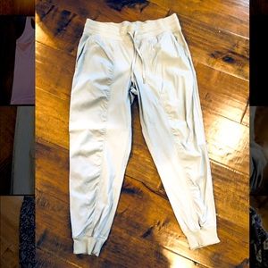 Lululemon Dance Studio Jogger Light Gray Size 12